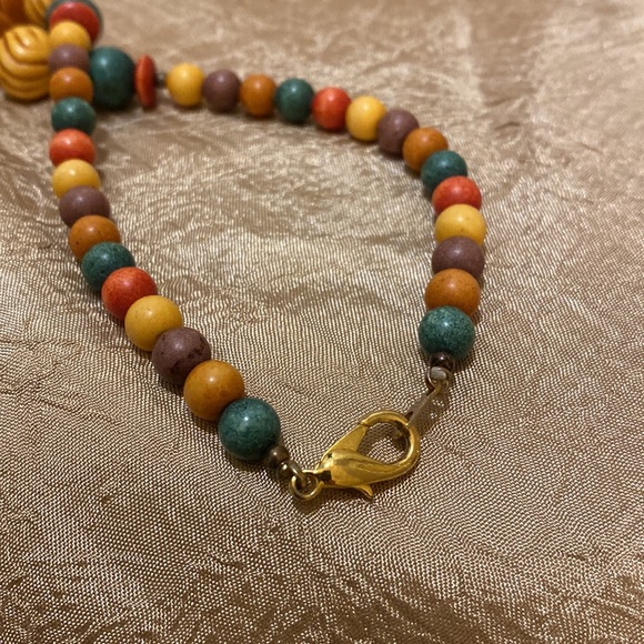 Beaded Necklace - Picture 4 of 5